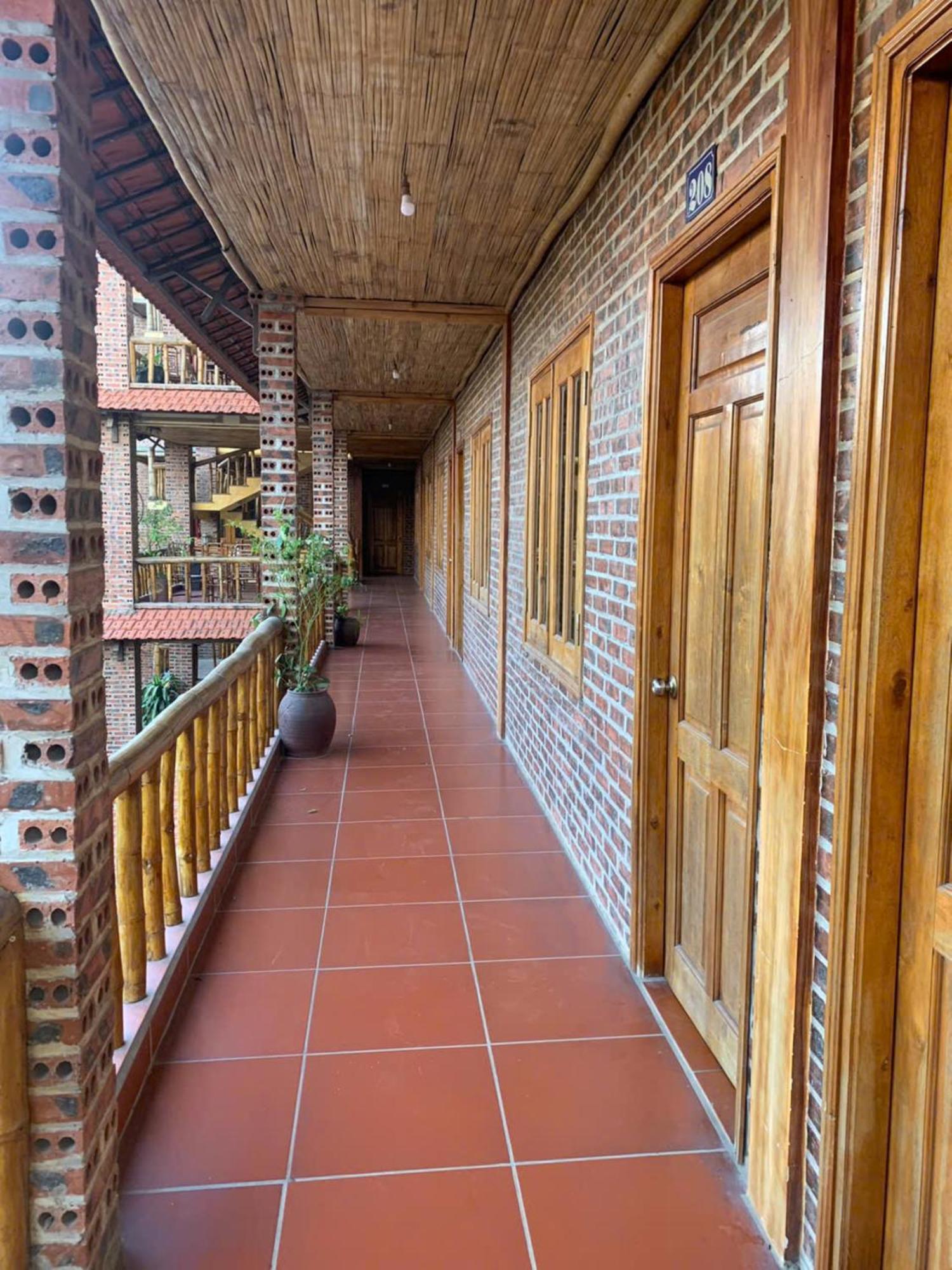Ho Nui Dinh Hotel Ninh Binh Exterior photo